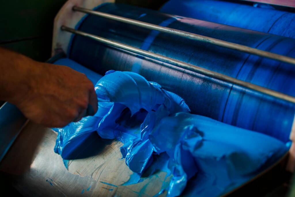 how is paint made