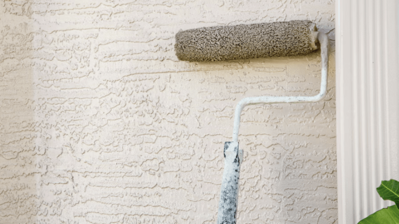 stucco repair and paint